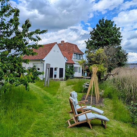 Forsthaus Lelkendorf / Ferienwohnung Екстер'єр фото